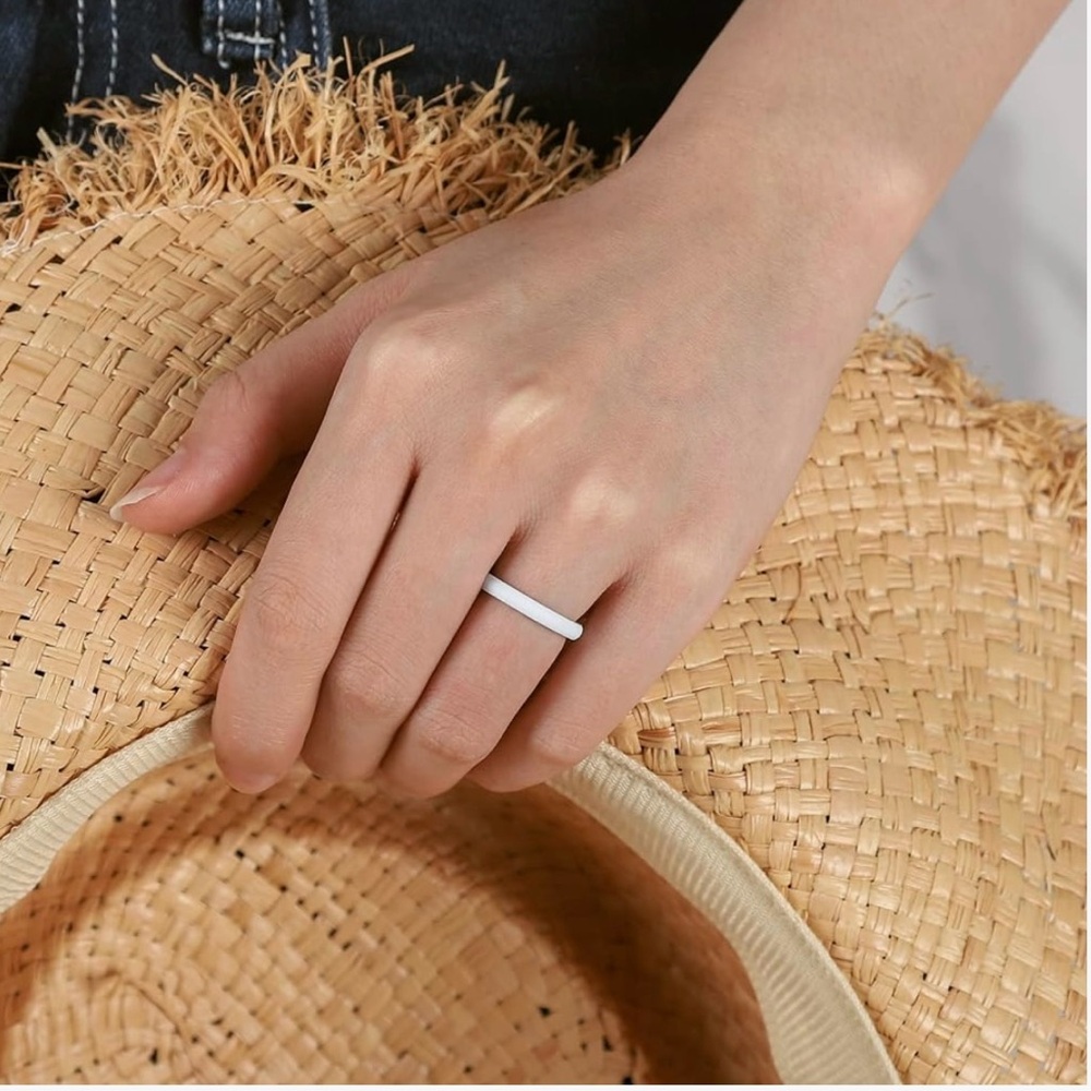 Stackable silicone rings - Picture 5 of 5